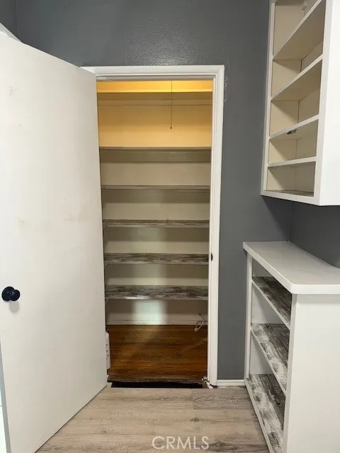 1032 W Avenue J5, Lancaster, California 93534 home-pic-6